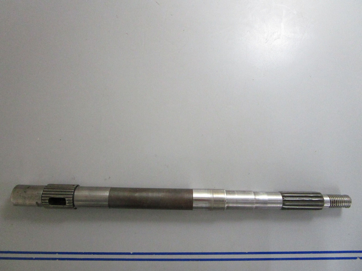 *NEW OEM* 0770 OMC Johnson Evinrude Propeller Shaft 382584 0382584