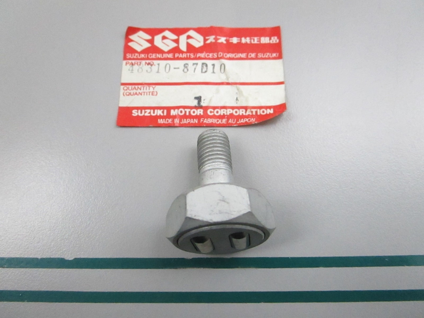 NEW OEM 48310-87D10 Suzuki Trim Cylinder Pad 0810