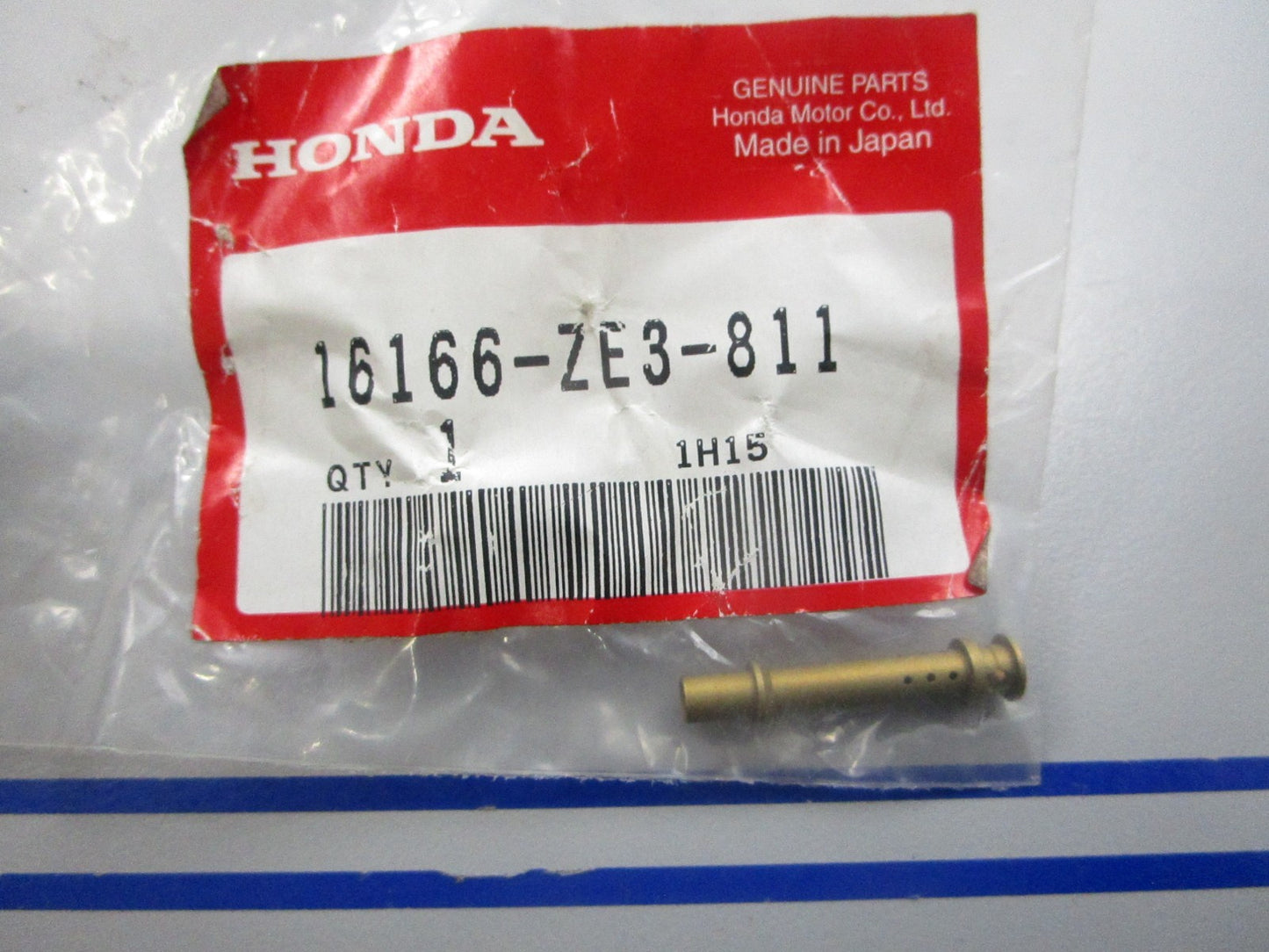 NEW OEM 16166-ZE3-811 Honda Nozzle  0810