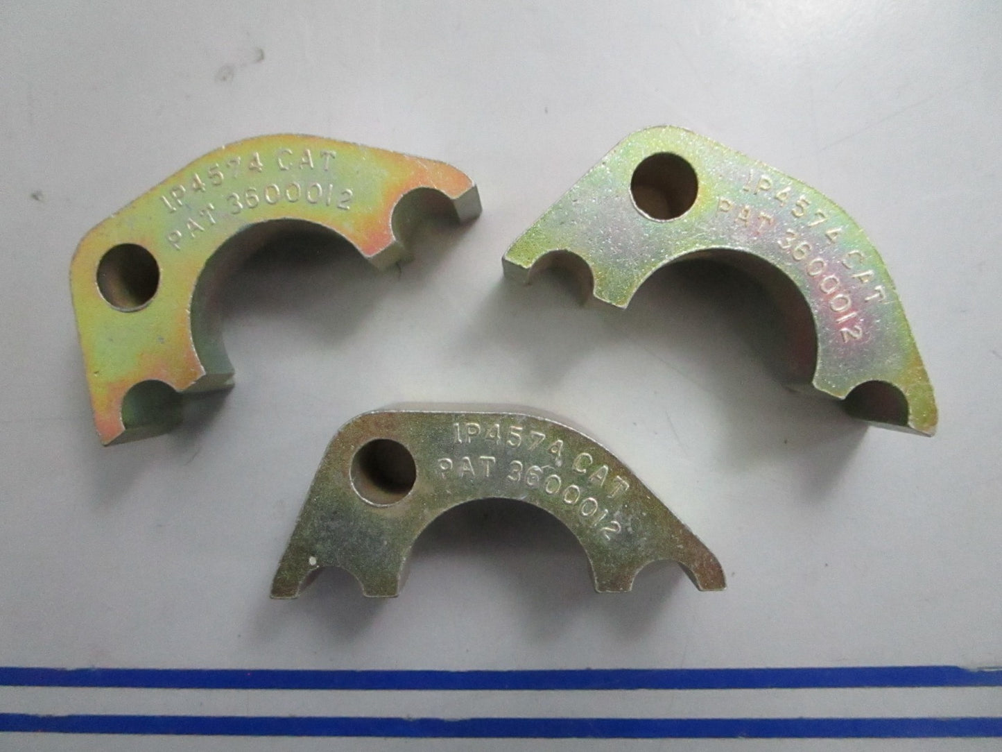 *NEW OEM* (LOT OF 3) 0820 CAT Half Flange 1P-4574