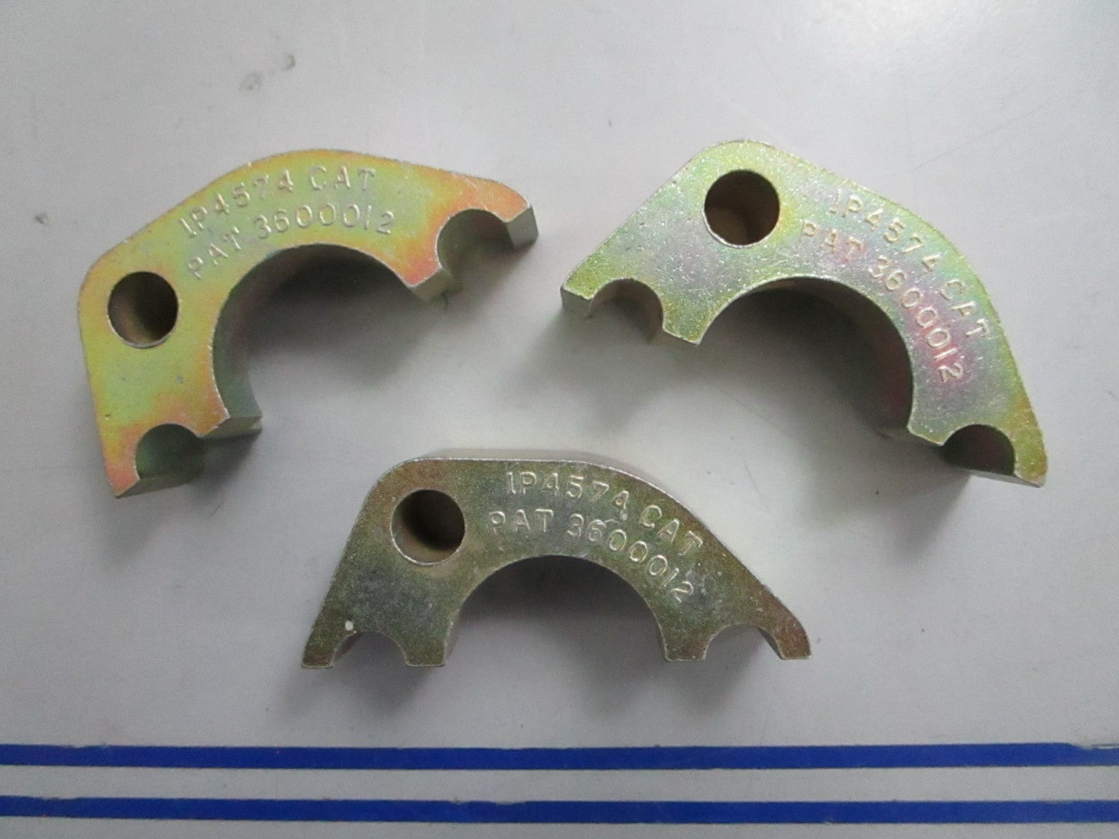 *NEW OEM* (LOT OF 3) 0820 CAT Half Flange 1P-4574