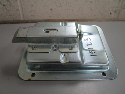 *NEW OEM* 0820 Generac Latch Paddle 15123