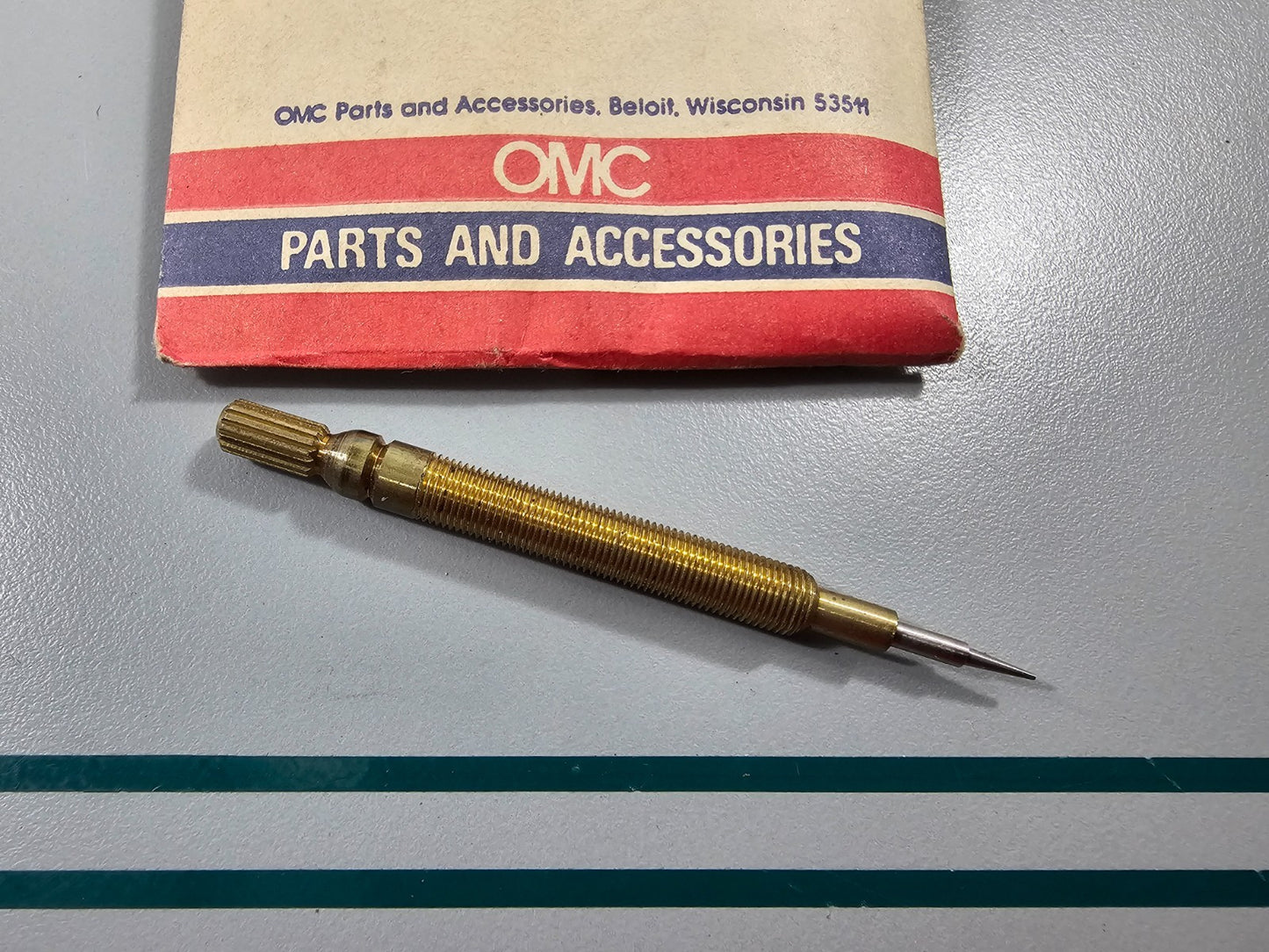 NEW OEM 3907145 0390145 OMC Johnson Evinrude Needle Valve 0810