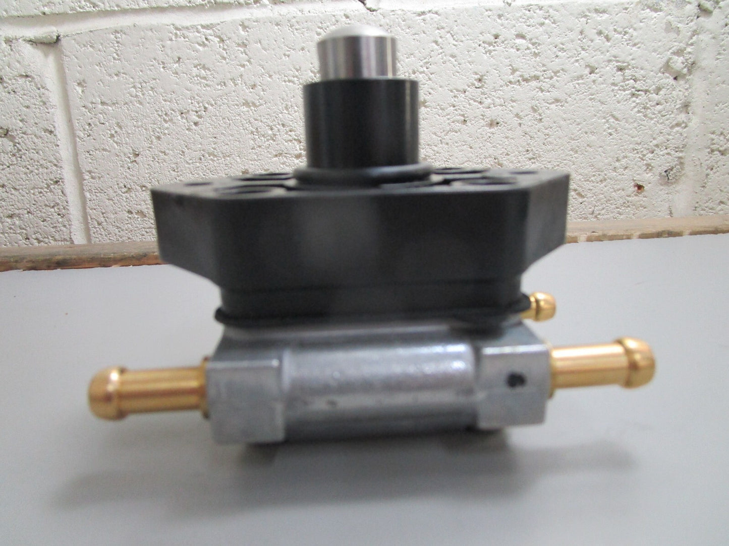 *NEW OEM* 0820 Mercury Quicksilver Fuel Pump 8M0141827 8M4504411