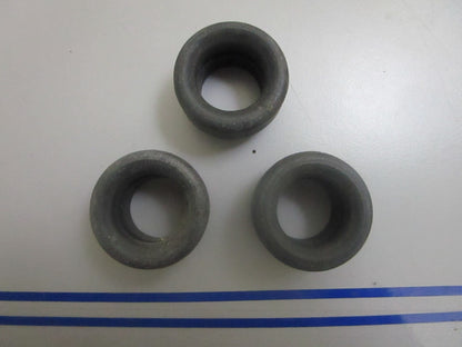 *NEW OEM* (LOT OF 3) 0810 Volvo Penta Rubber Bushing 835415