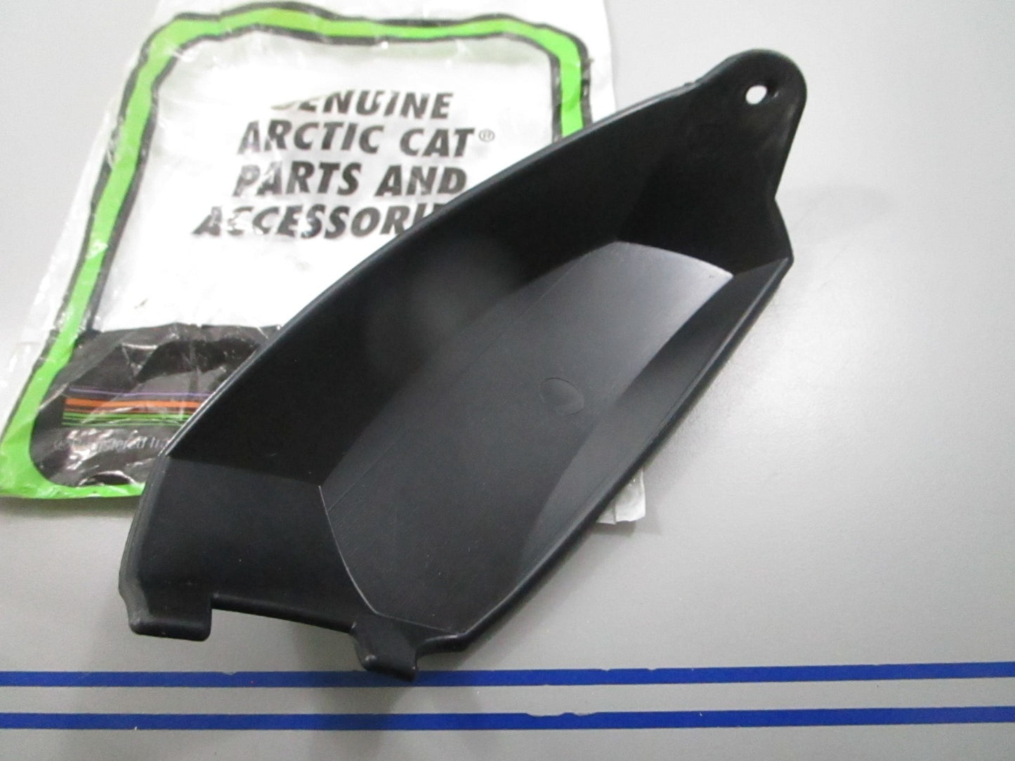 *NEW OEM* 0810 Arctic Cat Left Vent Plug 1606-633