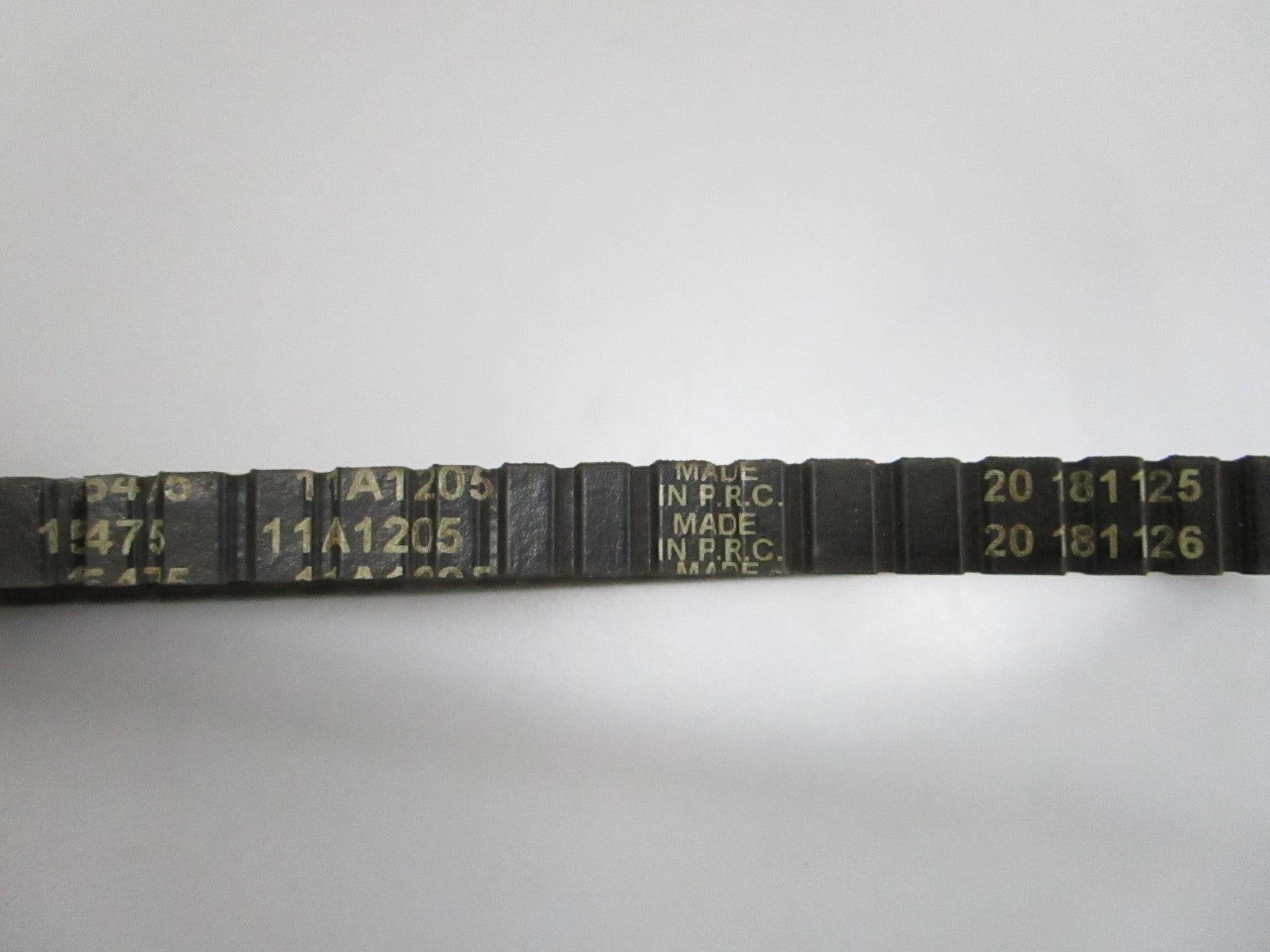 NEW 15475 Dayco Serpentine Belt 0810