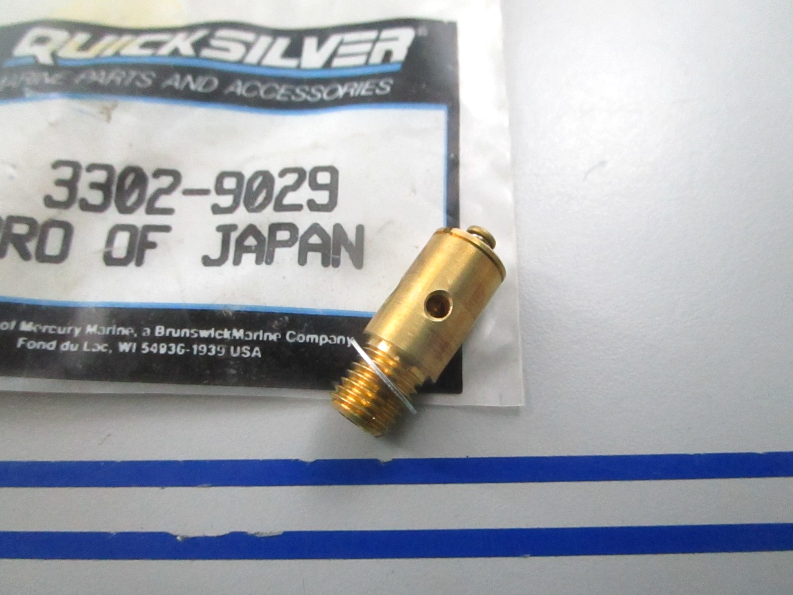 NEW OEM Mercury Quicksilver 3302-9029 Needle & Seat 0810