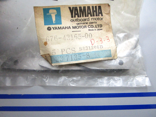 *NEW OEM* (LOT OF 5) 0810 Yamaha Tilt Lock Stoppers 676-43165-00-00