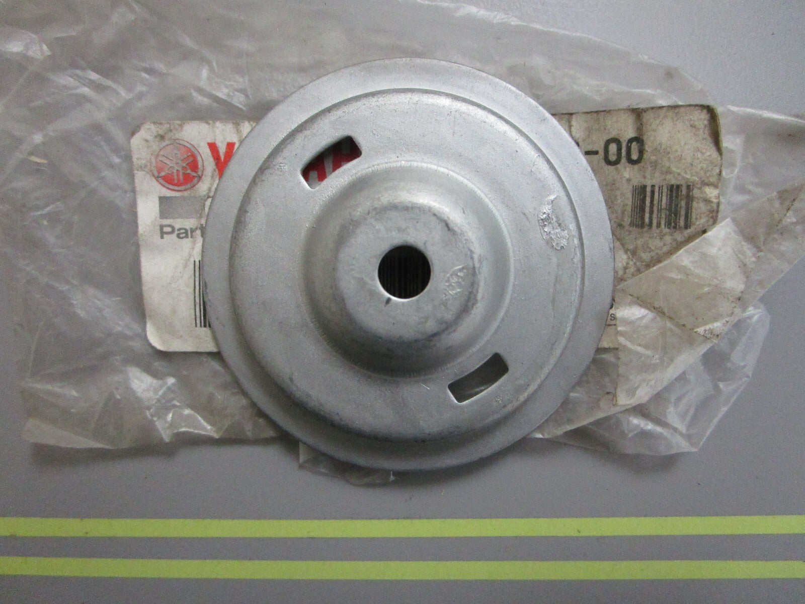 *NEW OEM* 0810 Yamaha Drive Plate 66T-15716-00-00