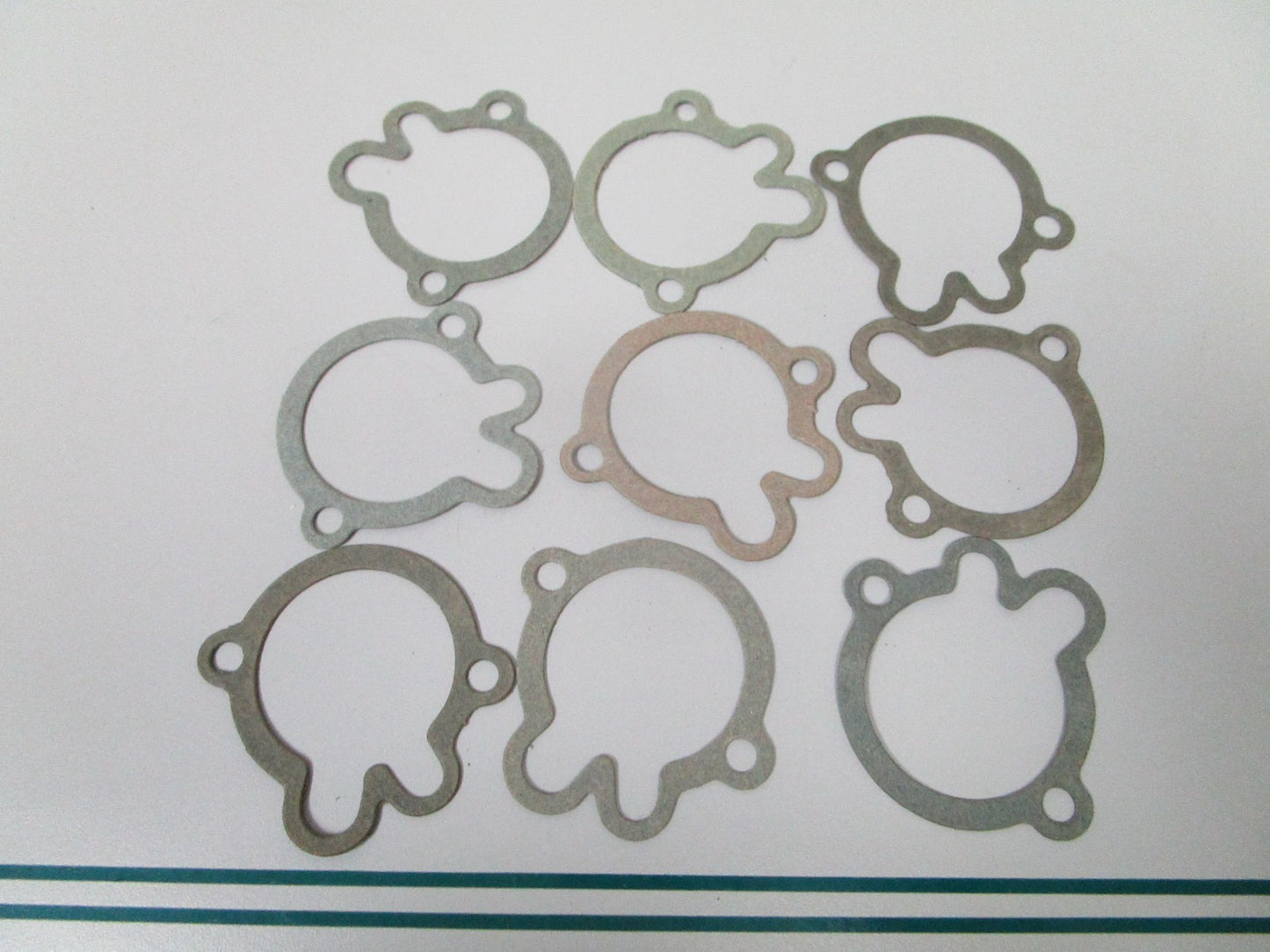 NEW OEM (LOT OF 9) 305441 0305441 OMC Johnson Evinrude Gasket 0810