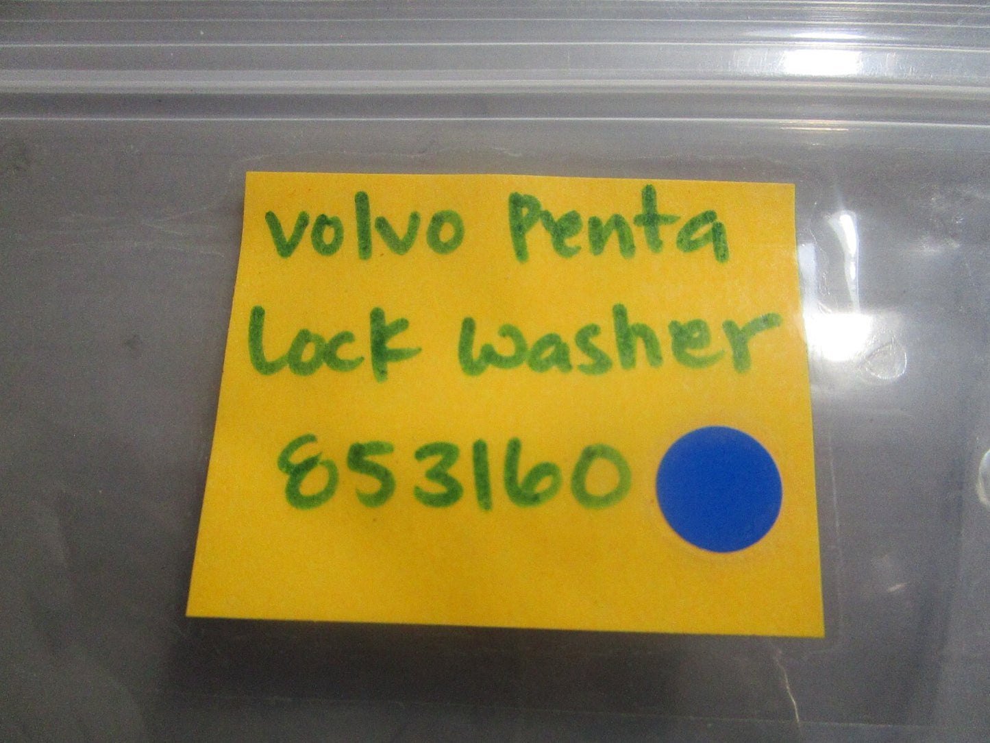*NEW OEM* 0810 Volvo Penta Lock Washer 853160