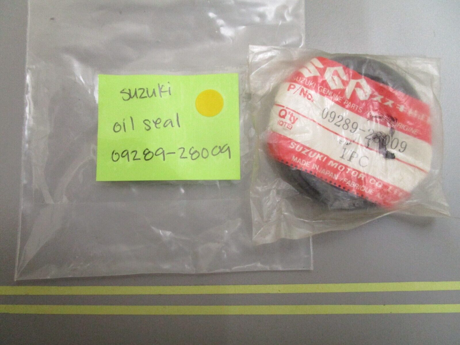 *NEW OEM* 0810 Suzuki Oil Seal 09289-28009