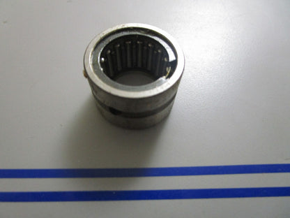 *NEW OEM* 0770 OMC Johnson Evinrude Bearing 302499 0302499