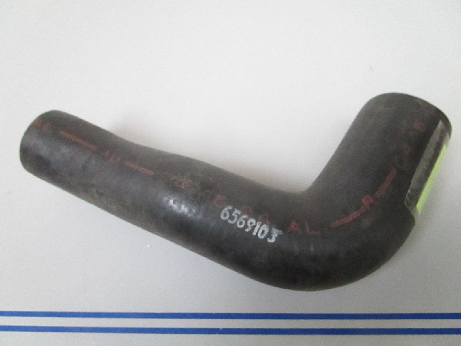 *NEW OEM* 0720 Bobcat Hose 6569103
