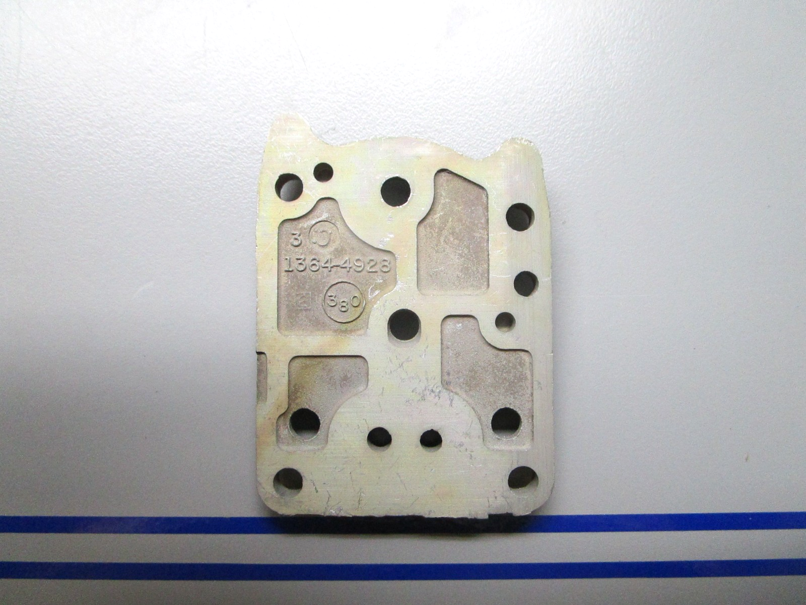 *NEW OEM* 0810 Mercury Quicksilver Fuel Pump Body 1399-8142