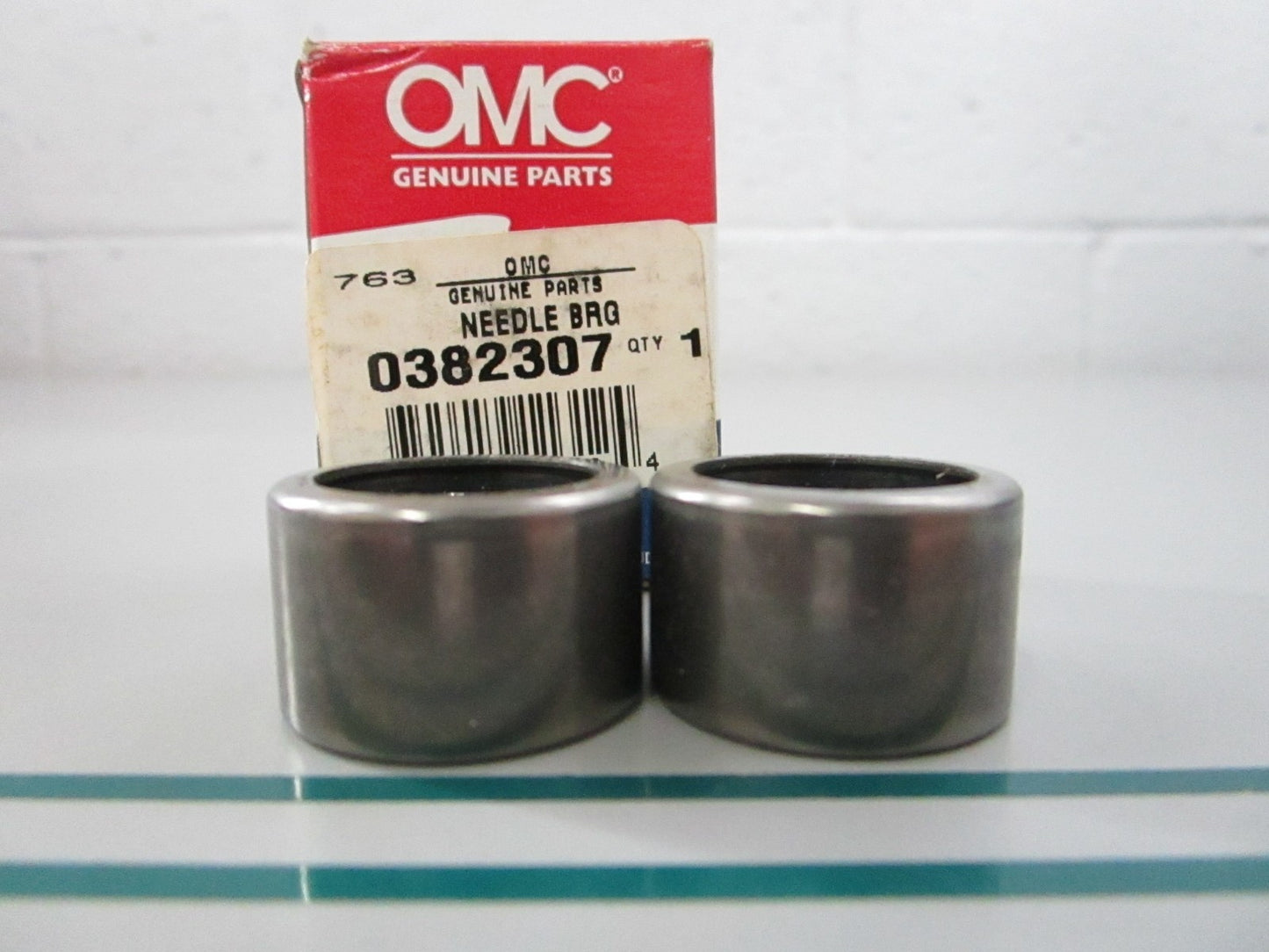 NEW OEM (LOT OF 2) 382307 0382307 OMC Johnson Evinrude Needle Bearing 0810