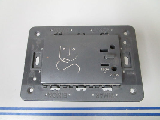 *NEW* 0720 Vimar Eikon PRI 230V Outlet Socket 14290