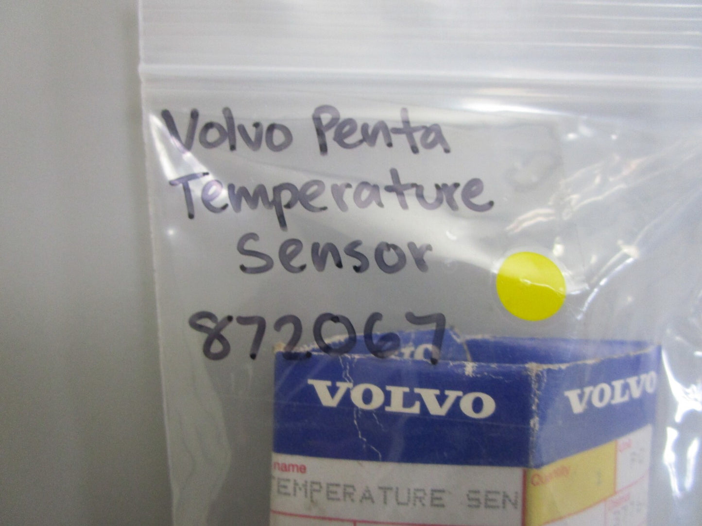 *NEW OEM* 0810 Volvo Penta Temperature Sensor 872067