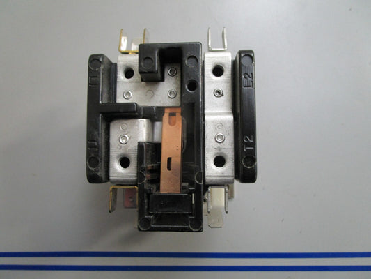 *NEW OEM* 0820 General Electric Contactor 3ARR28U4 6X574