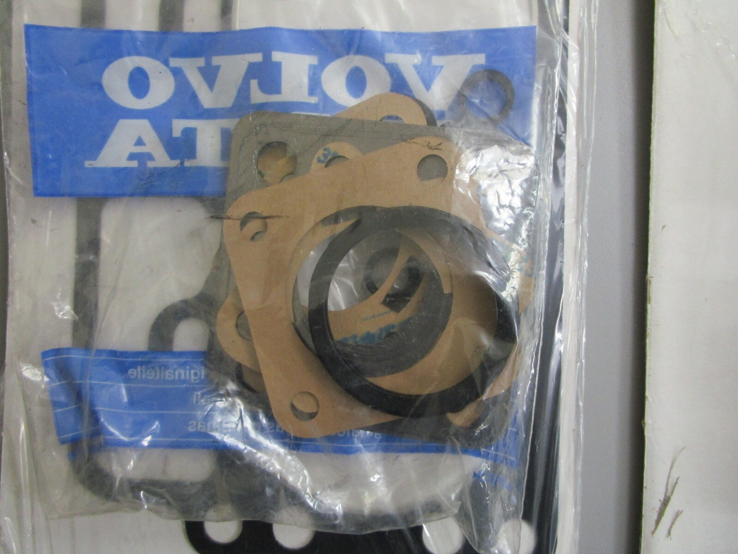*NEW OEM* 0820 Volvo Penta Head Gasket Set 876356