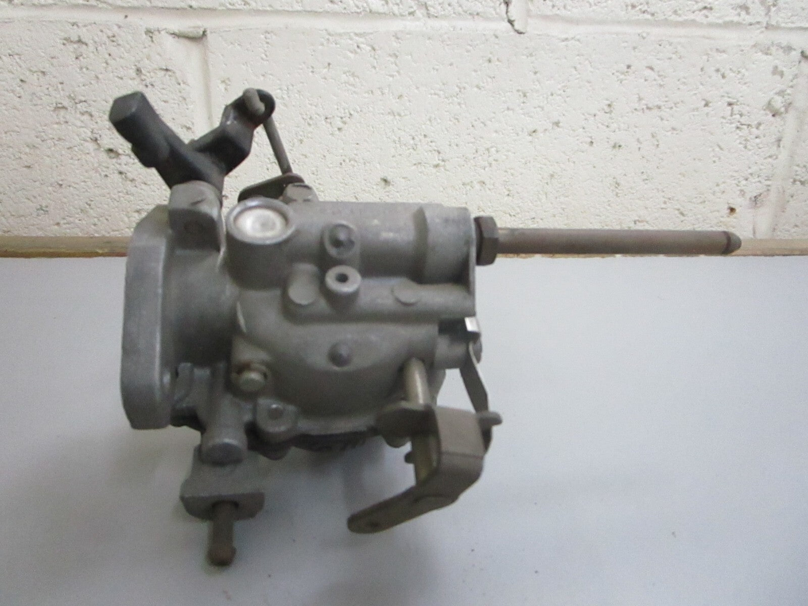 *NEW OEM* 0820 OMC Johnson Evinrude Carburetor 383662 0383662