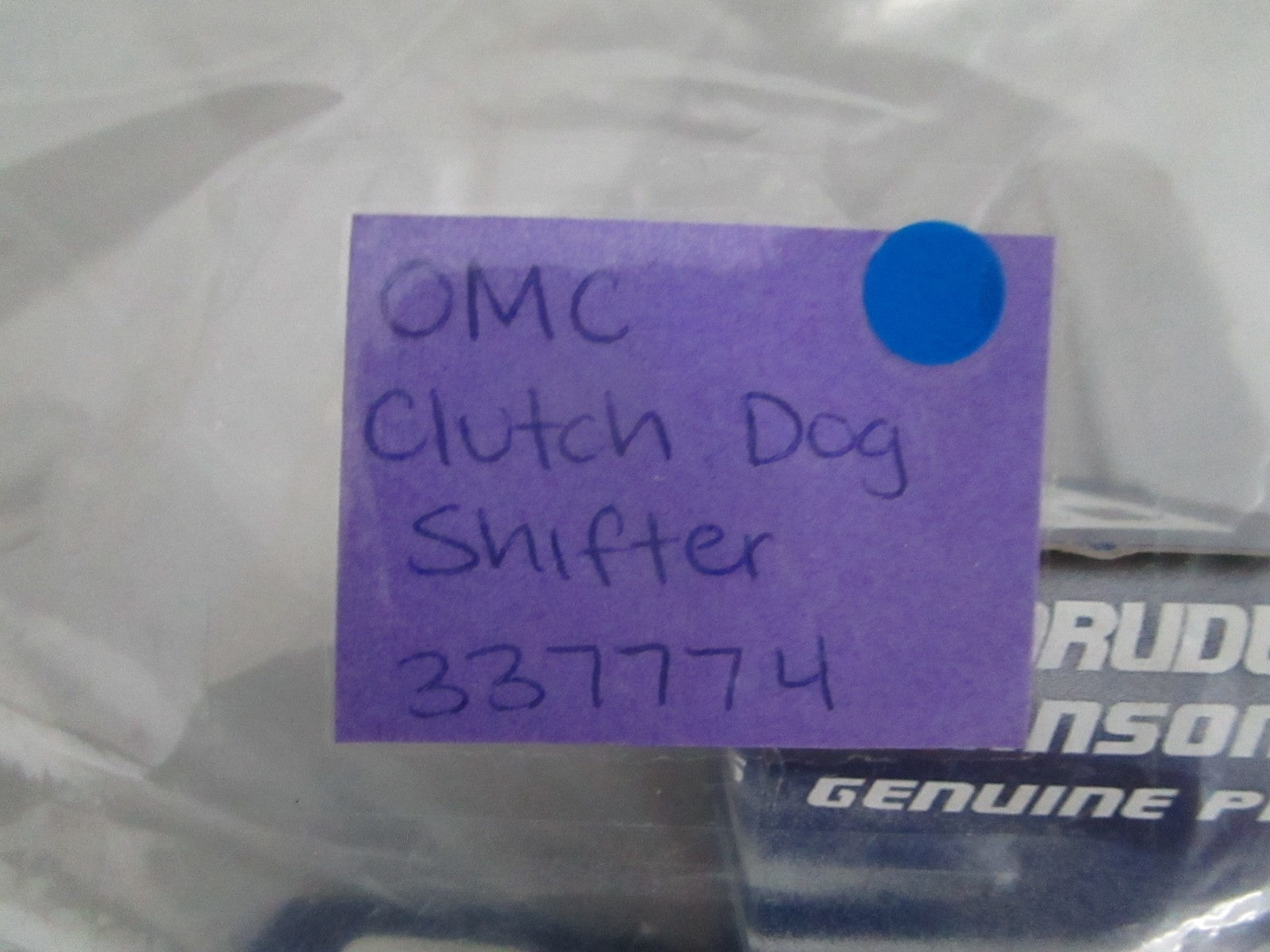 *NEW OEM* 0820 OMC Johnson Evinrude Clutch Dog Shifter 337774 0337774