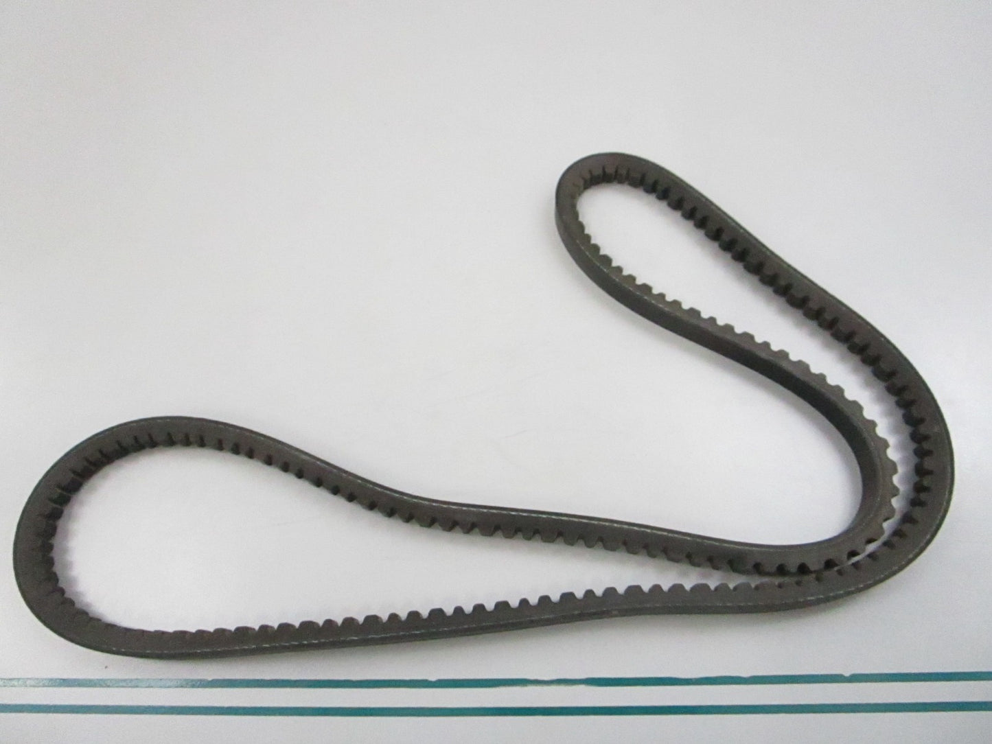 Gates 9470 Automotive XL V-Belt Notched 47in NEW 0810