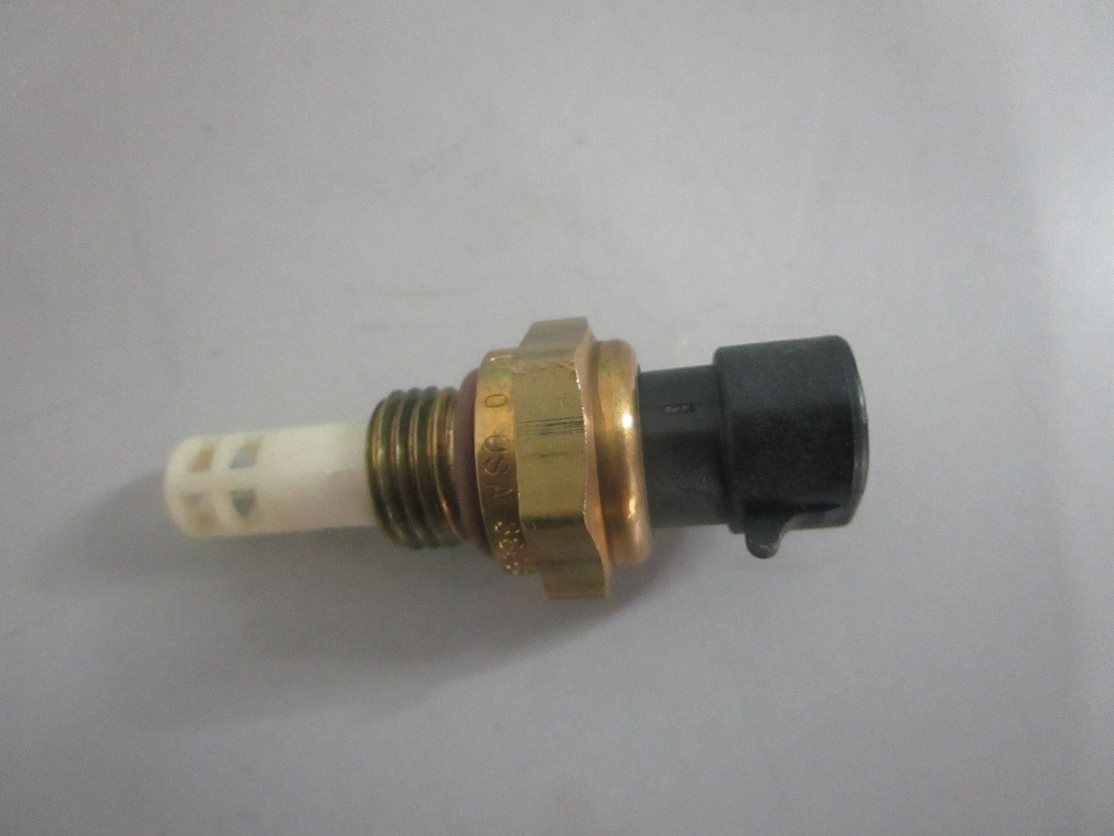 *NEW OEM* 0820 Cummins Temperature Sensor 3865345