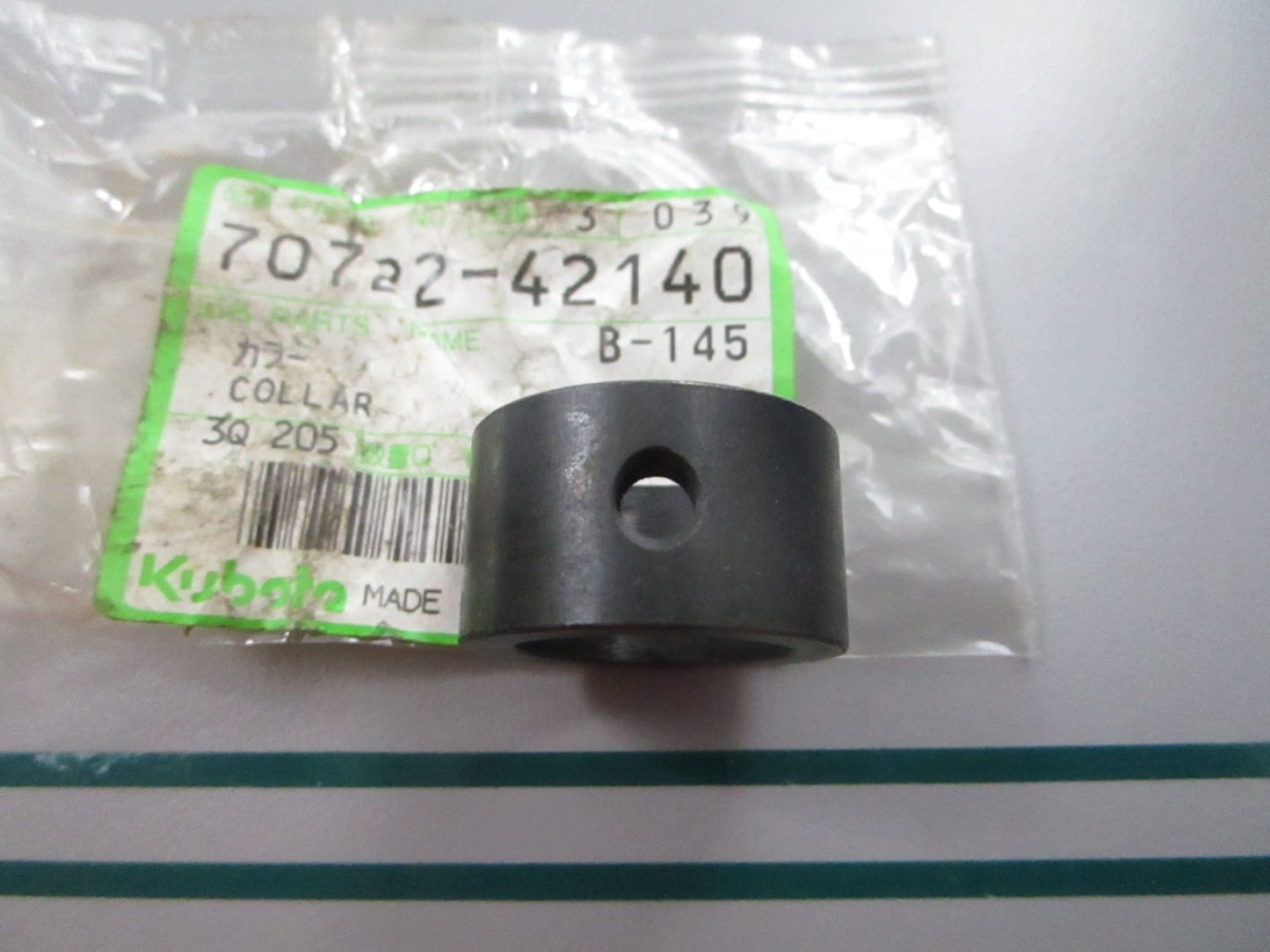 NEW OEM 70722-42140 Kubota Collar 0810