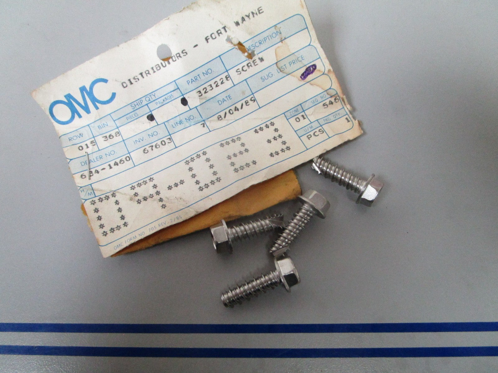 NEW OEM (LOT OF 4) 323228 0323228 OMC Johnson Evinrude Screw 0810