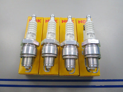 NEW (LOT OF 4) BP8HS-15 NGK Spark Plug 0810