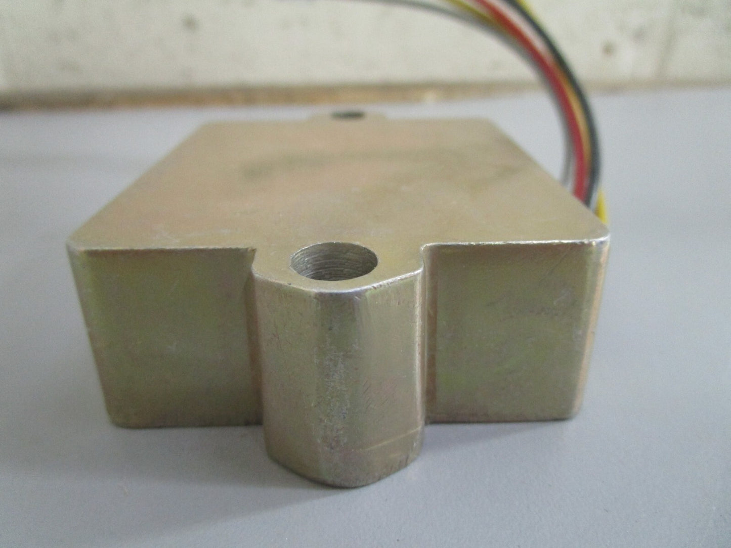 *NEW OEM* 0820 Mercury Quicksilver Voltage Regulator 883071A1