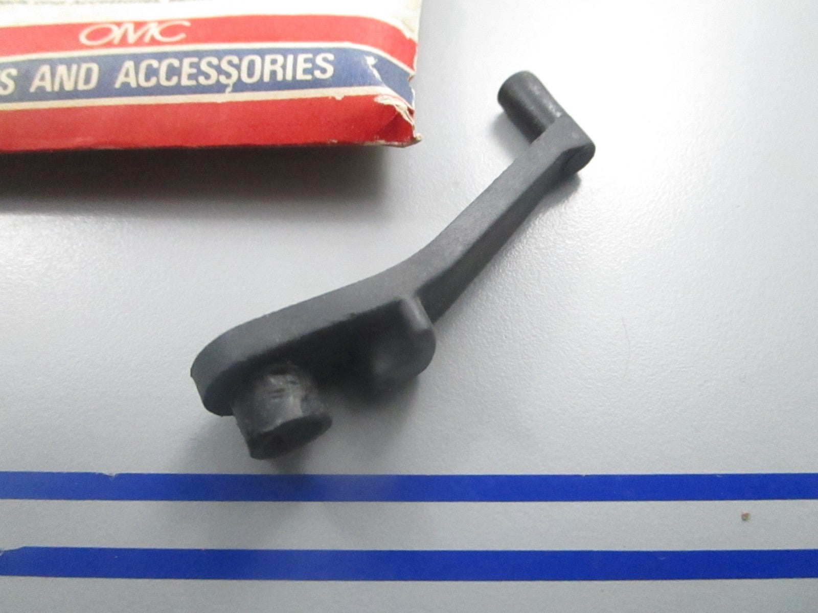 *NEW OEM* 0810 OMC Johnson Evinrude Trim Sender Arm 911800 0911800