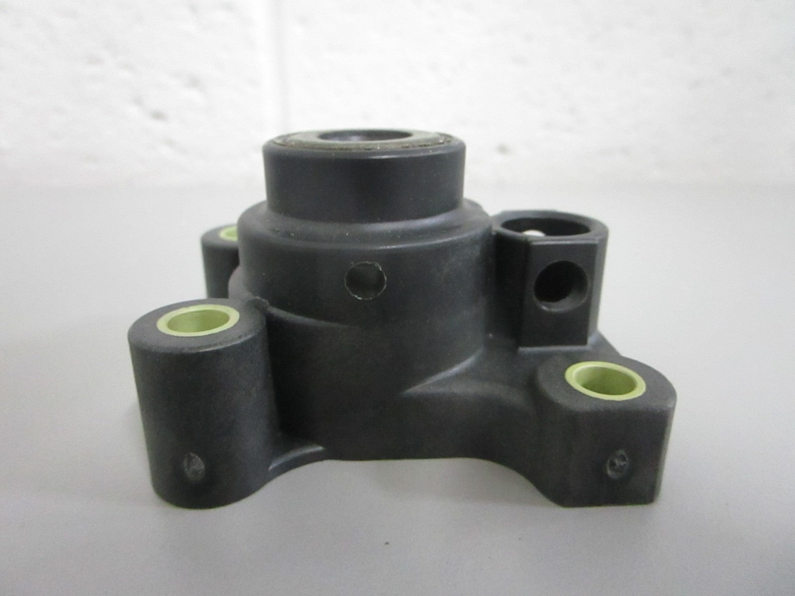 NEW OEM 391571 0391571 OMC Johnson Evinrude Impeller Housing 0820