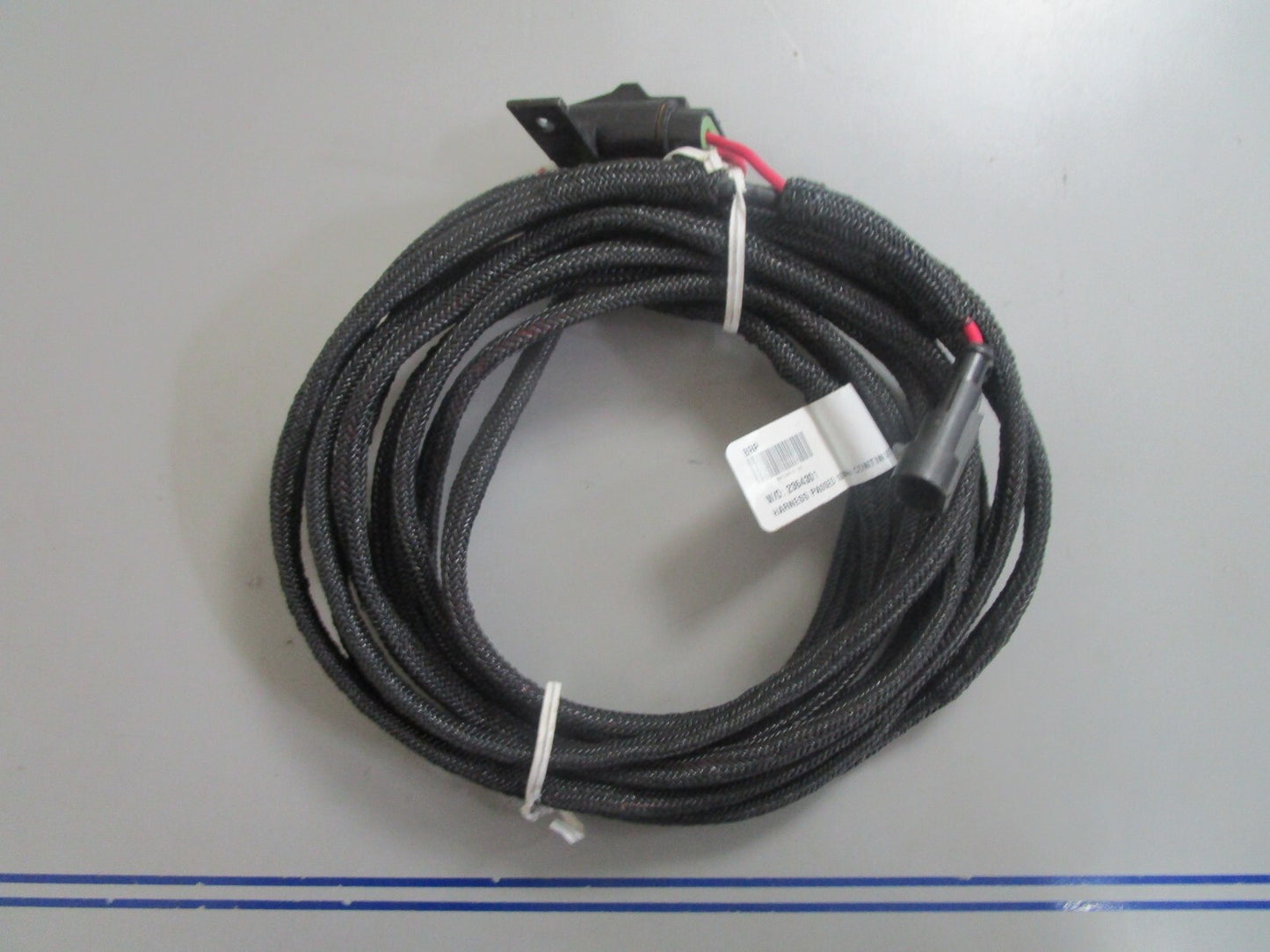 *NEW OEM* 0810 OMC Johnson Evinrude Cable Assembly 587184-2