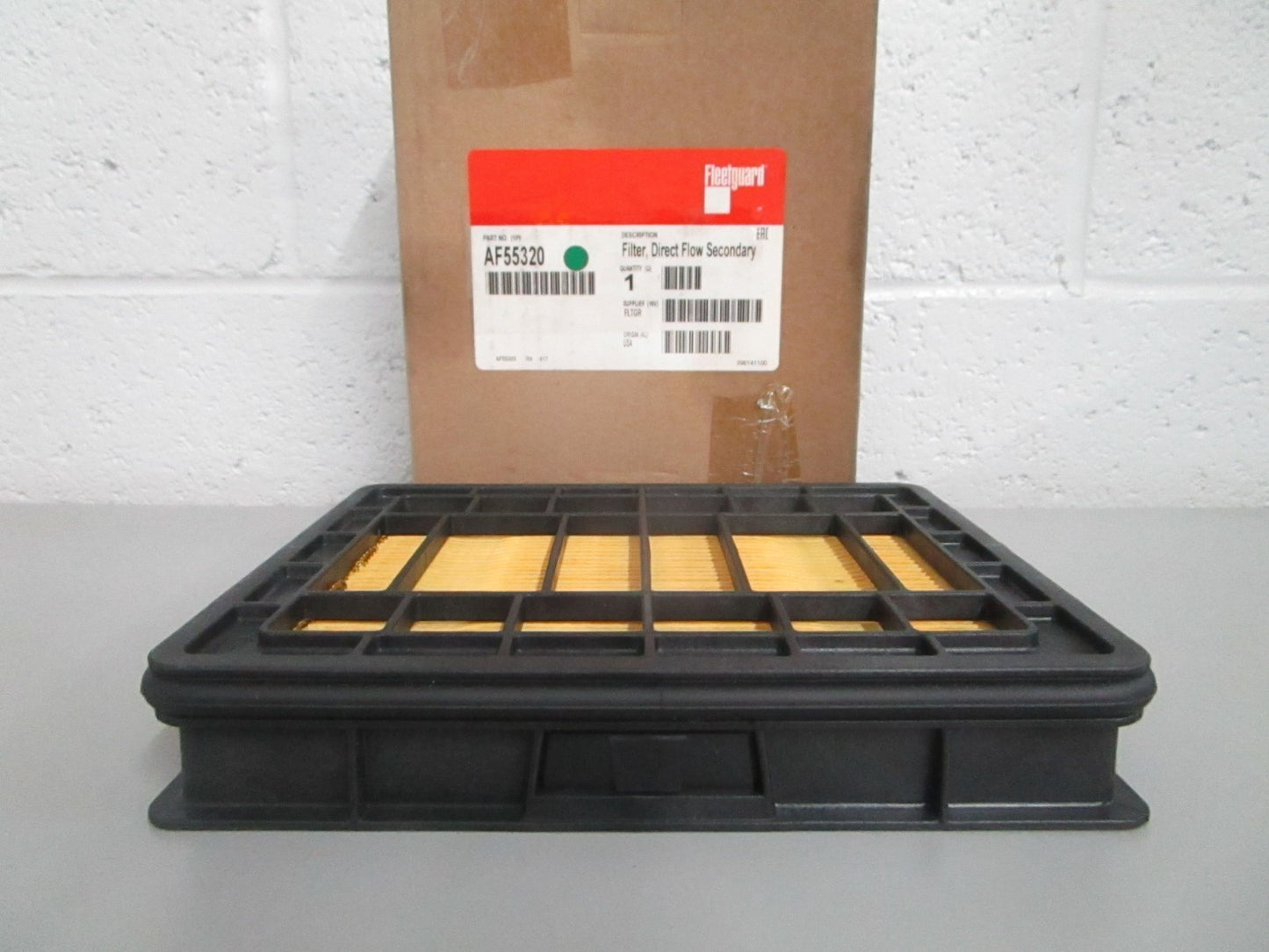 NEW OEM AF55320 Fleetguard Direct Flow Secondary Filter 0820