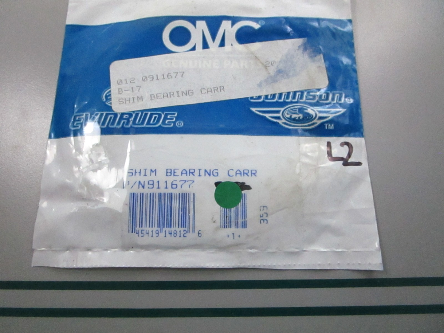 NEW OEM (LOT OF 2) 911677 0911677 OMC Johnson Evinrude Shim 0810