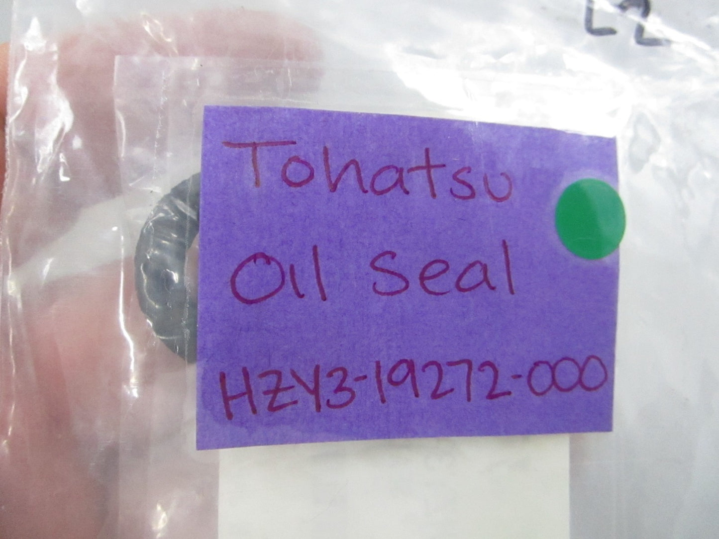 NEW OEM (LOT OF 2) HZY3-19272-000 Tohatsu Oil Seal 0810