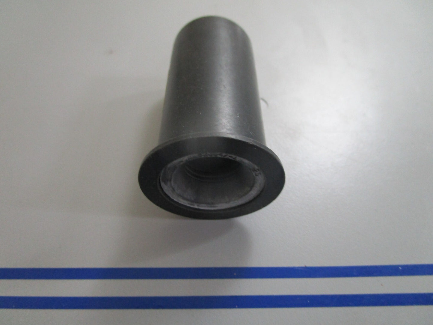 *NEW OEM* 0810 Mercury Quicksilver Water Tube Seal 8235471