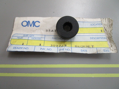 *NEW OEM* 0810 OMC Johnson Evinrude Grommet 319229 0319229