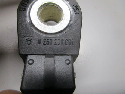 NEW OEM 0261231001 Bosch Knock Sensor 0820