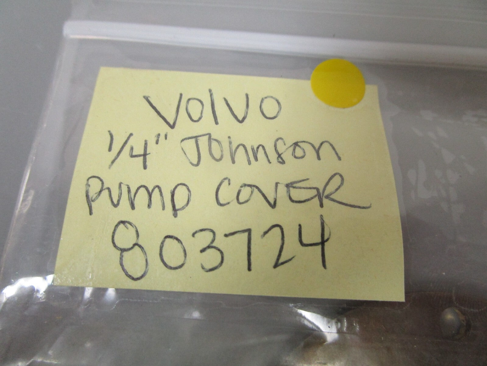 *NEW OEM* 0720 Volvo Penta 1/4" Johnson Pump Cover 803724