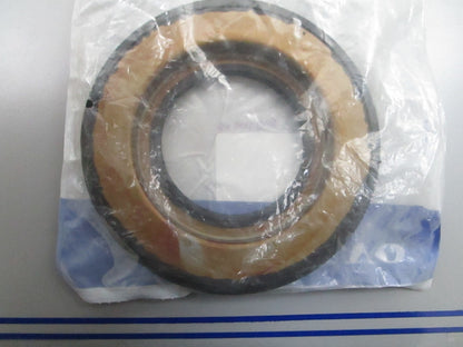 *NEW OEM* 0810 Volvo Penta Oil Seal 3812417