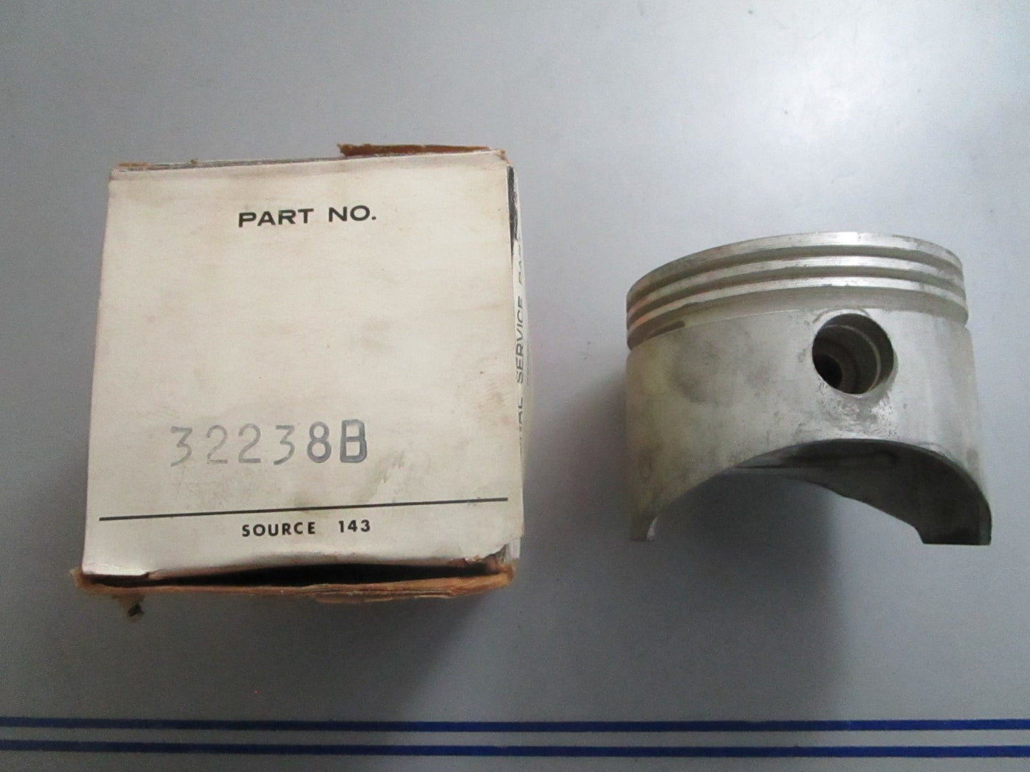 *NEW OEM* 0820 Tecumseh Piston 32238B