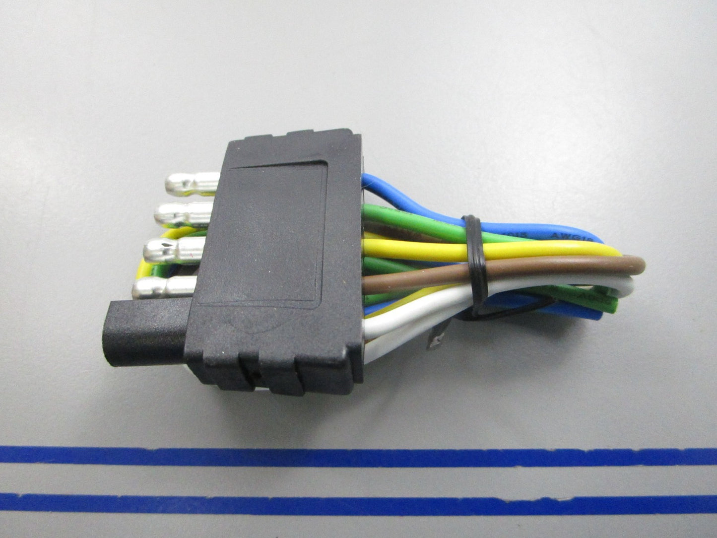 NEW 13971 Seachoice 5-Way Trater Connector w/ 8" Lead 0810