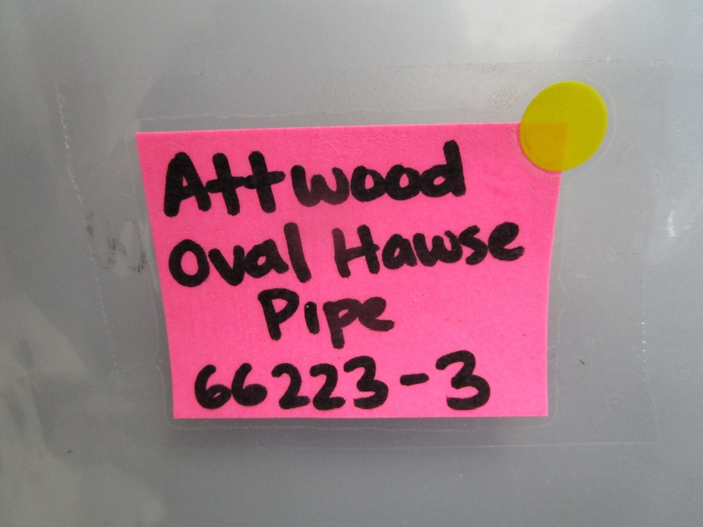 *NEW* 0820 Attwood Oval Hawse Pipe 66223-3