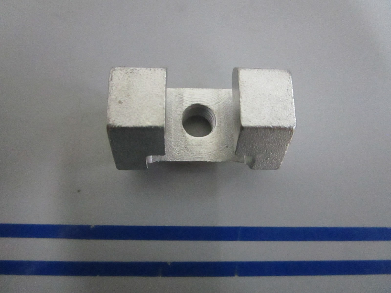 NEW OEM 340373 0340373 OMC Johnson Evinrude Pivot 0820