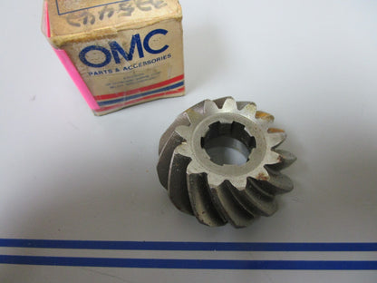 *NEW OEM* 0810 OMC Johnson Evinrude Pinion Gear 325442 333078 0325442 0333078