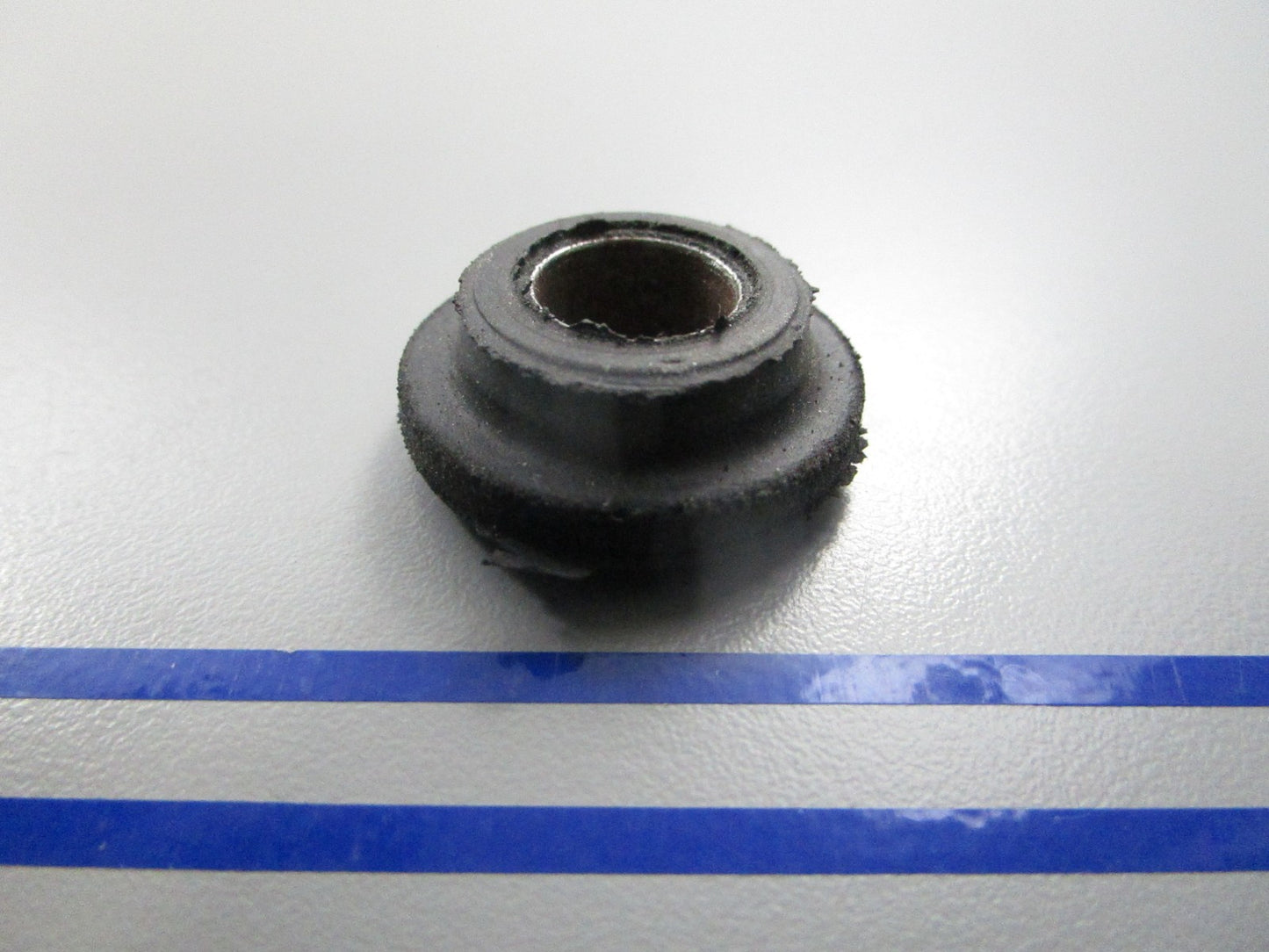 *NEW OEM* 0810 Mercury Quicksilver Mount 41024